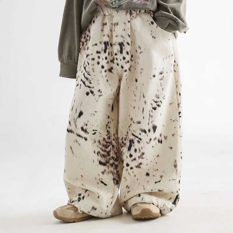 Korean Style 28Y Boys Jeans Spring Autumn Kids Apricot Leopard Print Casual Wide Leg Pants Children Versatile Trousers A05038 250828