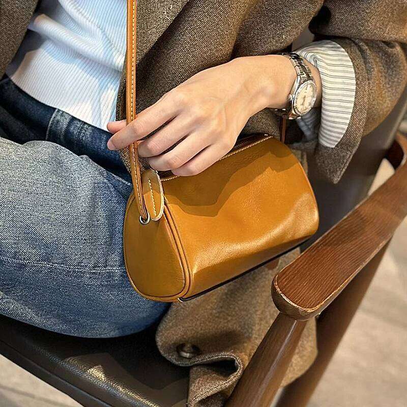 Cowhide Genuine Leather Popular Cylinder Bags Retro Trendy Messenger Bag Women's Designer Shoulder Handbag For Ladies