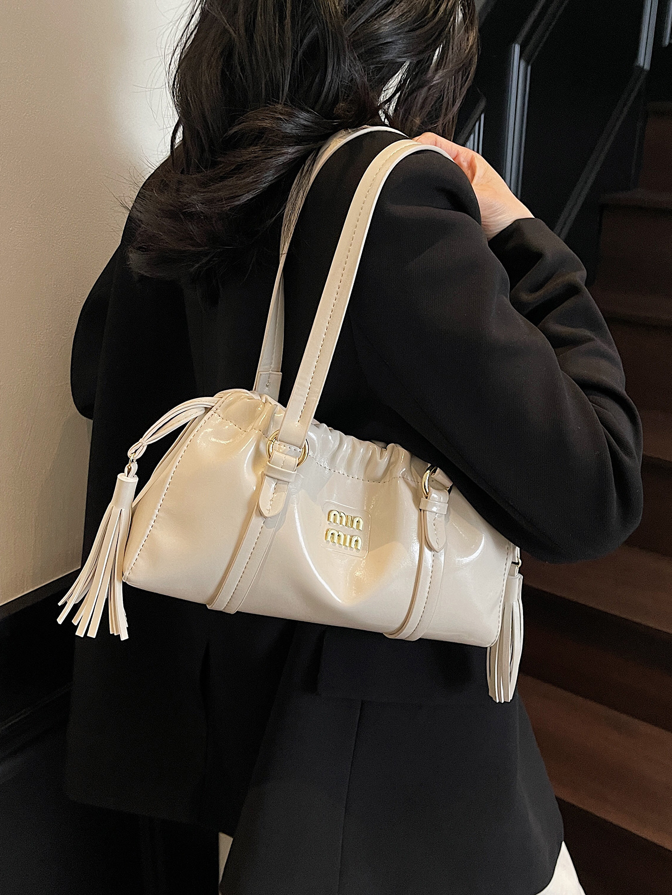 Vintage Baguette Bag Handbag Oil-Wax Leather Drawstring Niche Single-Shoulder Underarm Dumpling Bag Women's Bag