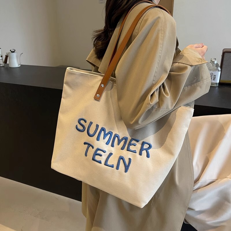 2025 Autumn New Women's Embroidered Letter Canvas Bag bag Large Capacity Commuter Handbag Single Shoulder Student Leisure Designer Single Shoulde