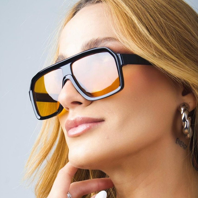 2025 Trendy Cat Eye Sunglasses for Women UV 400 Protection Fashionable Over sized Shades for Beach Daily Wear