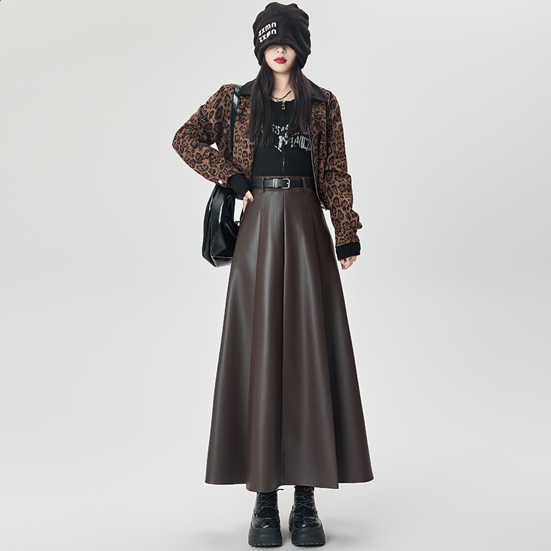 PU Leather Pleated Umbrella Skirt Coffee Color Leather Skirt Half Skirt Women Autumn Winter 2025 New Long High Waist Slimming Draped Aline 250214