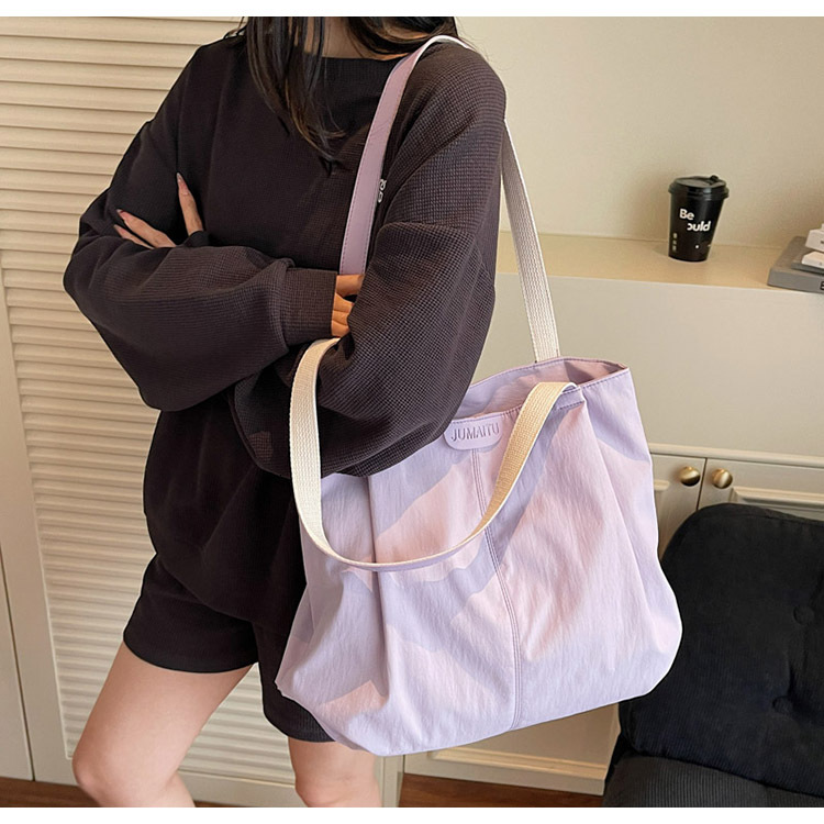 2025 Autumn New Women's Leisure Large Capacity Bag Lightweight Shoulder Bag Simple bag Canvas Handbag College Student Commuter Bag Designer Shoul