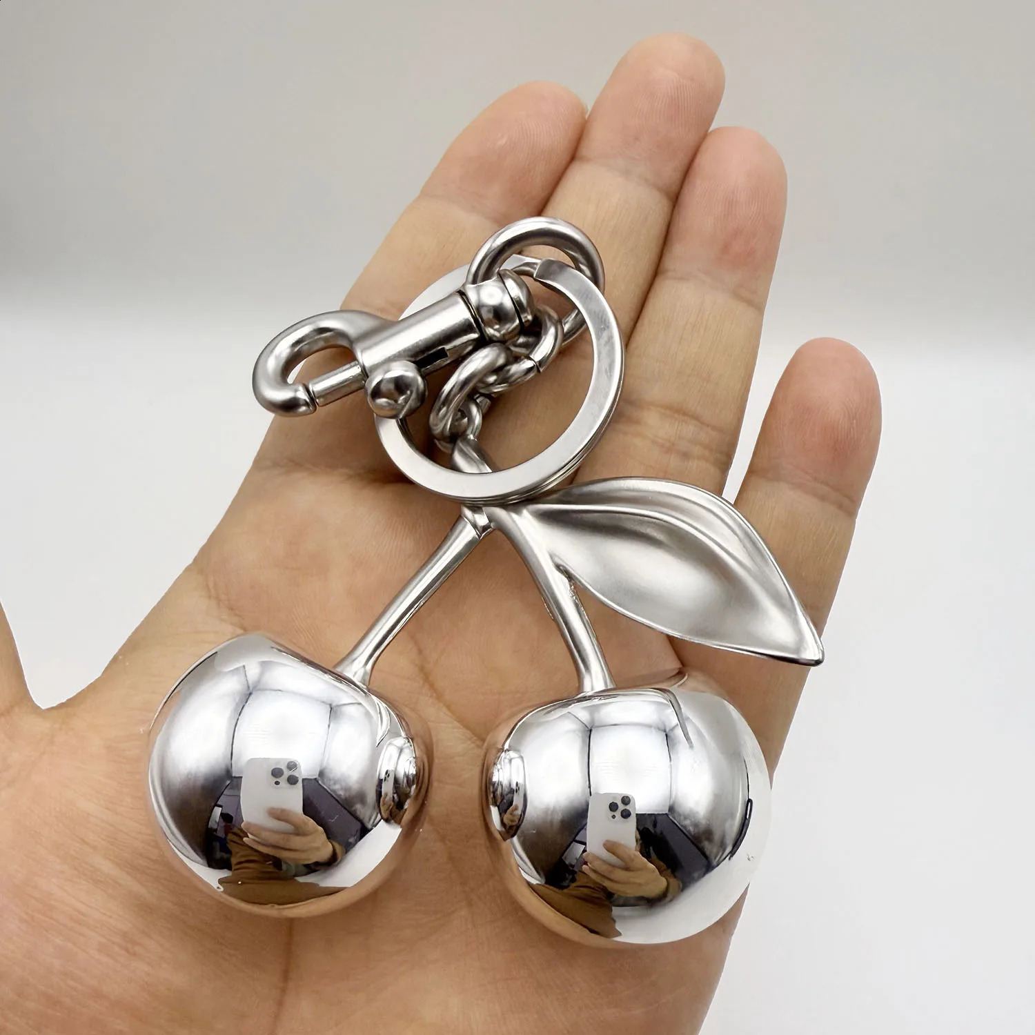 Bag Charm For Handbag Shoulder Bags Mirror Face Silver/Gold Cherry Pendant Womens Wallet Keychain Accessories Gift 250829