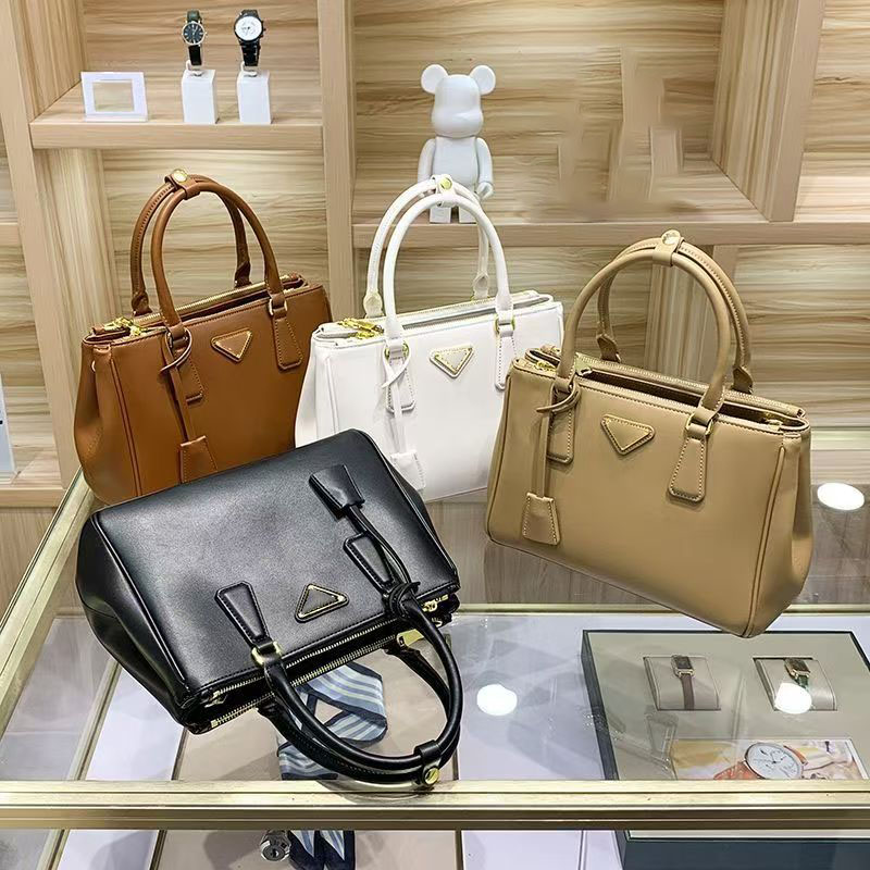 High Quality Women's Handbags Women's Tote Bags Handbags Shopping Bags Large Capacity Women's Cross Body Bags Classic Tote Bags with excellent quality. 29cmx19cmx13cm