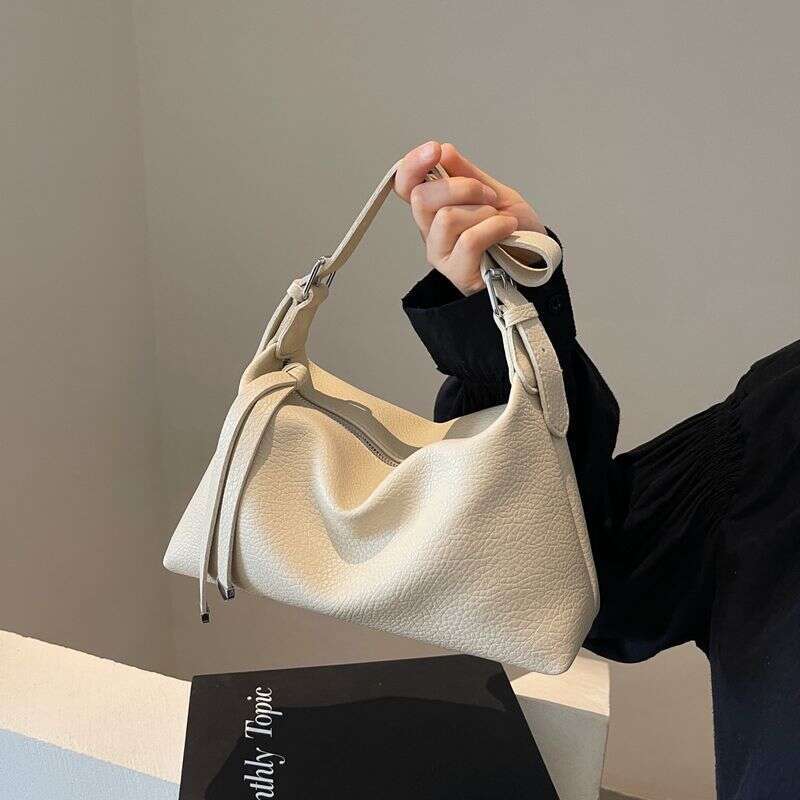 2024 New Large Capacity Women's Commuting Pillow Niche Tote Bag, French Minimalist Single Shoulder Crossbody Bag