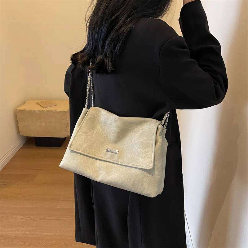 LEFTSIDE Retro Chain Leather Shoulder Bags For Women Simple Tote 2025 Winter Crossbody Bag Lady Travel Vintage Handbags