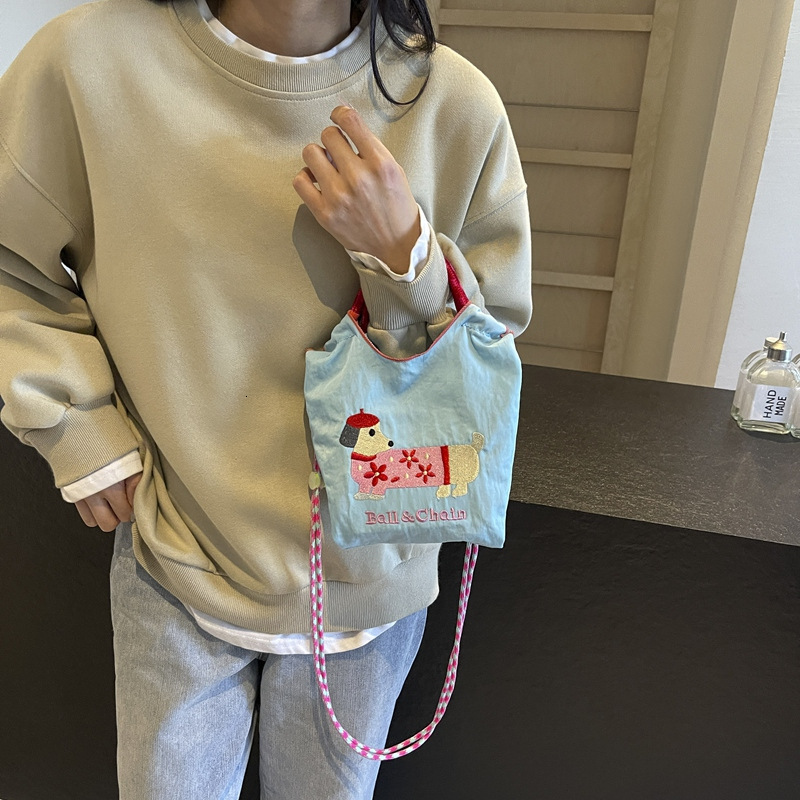 2025 Autumn New Women's Japanese Style Handbag Cute Sausage Dog Embroidery Fashionable bag Lightweight Casual Crossbody Bag Designer Shoulder Bag