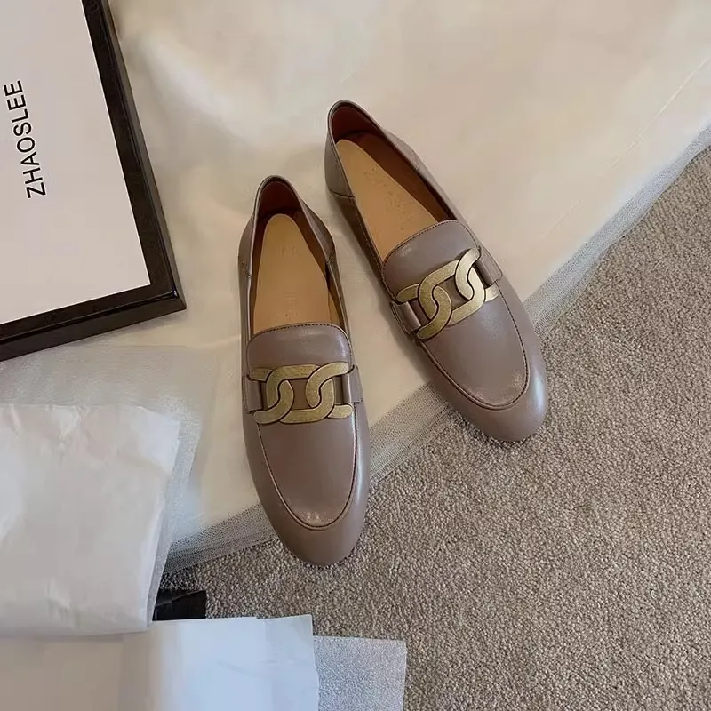 Metal Spring New Chain Woman All Match Flats Brand Designer Small Leather Shoes Preppy Girls Moccasins Ladies Loafers
