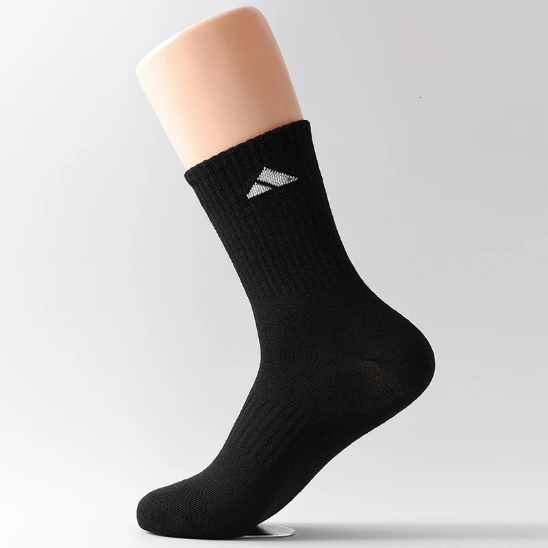 20 Pairs Mens High Waist Solid Unisex Sports Socks Black White Breathable MidCalf Casual AllSeason Simple Versatile 250829