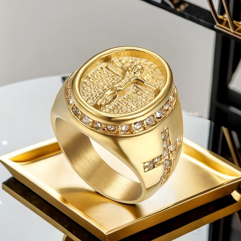 Hip Hop Iced Out Jesus Cross Ring Male Gold Color Stainless Steel Cubic Zirconia Christian Rings For Men Religious Jewelry Gift 250829