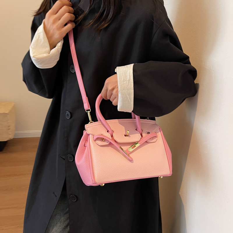 Free delivery designer bags Boston bag Pillow bag women new versatile handbag single shoulder crossbody bag Premium Canvas Sleek white