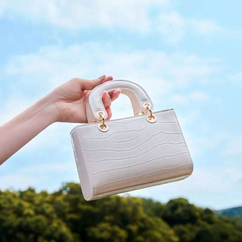 Genuine Leather Women Small Shoulder Bag 2025 Commuter Female Alligator Handbags Office Ladies Cowhide Work Tote Crossbody Bags