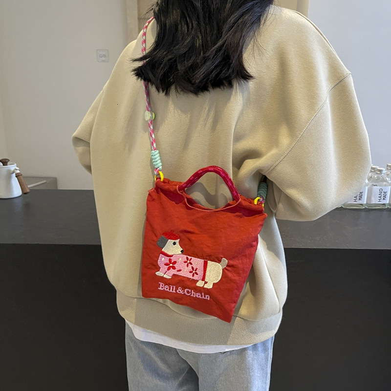 2025 Autumn New Women's Japanese Style Handbag Cute Sausage Dog Embroidery Fashionable bag Lightweight Casual Crossbody Bag Designer Shoulder Bag