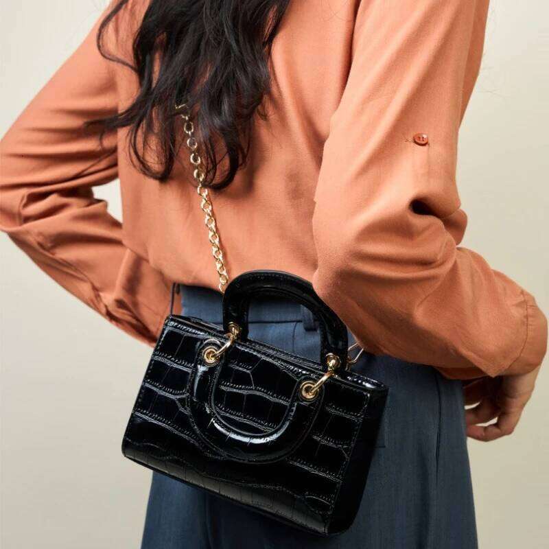 Genuine Leather Women Small Shoulder Bag 2025 Commuter Female Alligator Handbags Office Ladies Cowhide Work Tote Crossbody Bags