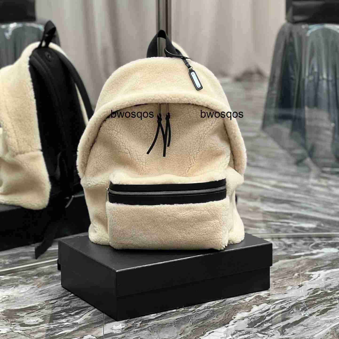 Classic Designer Backpack for Men Women Luxury Versatile Wear Large Capacity Korean Bag Travel Bag Hiking Women Handbags Wallet Cream Beige Backpack Shoulder Bag