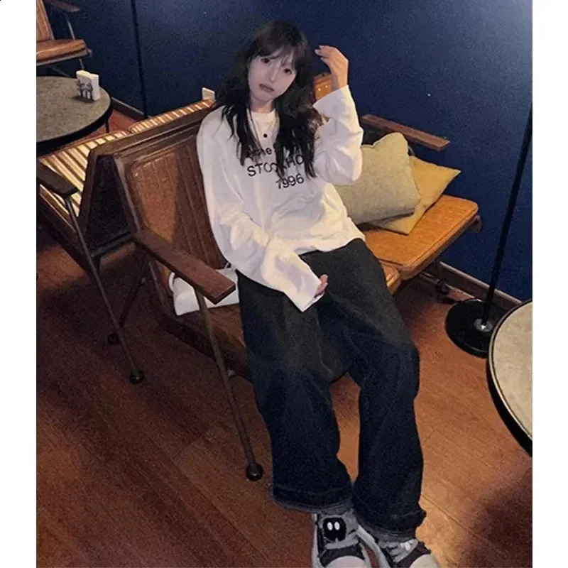 Idle Style American Printing Thin White Long Sleeve TShirt Womens Spring Autumn LooseFit Casual Round Neck Top Tren 250828