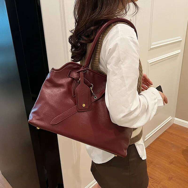 LEFTSIDE PU Leather Retro Tote Bag For Women 2025 Winter Trend New Fashion Y2k Handbags Females Travel Shoulder Crossbody Bags