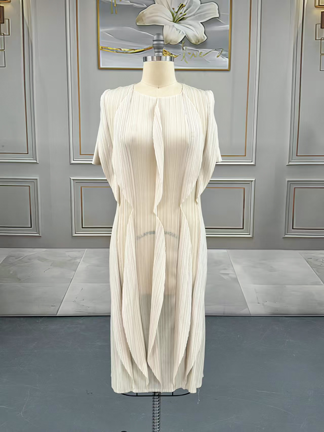 Women's Dress casual panelled pleated dress-H250208