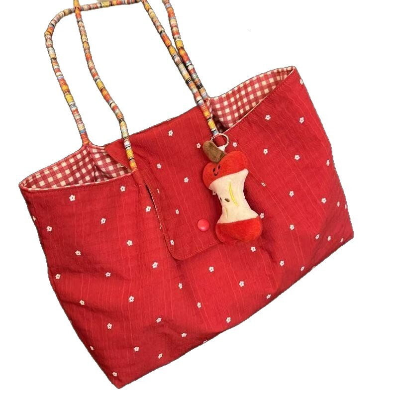 2025 autumn new large capacity simple shoulder bag Korean style niche style commuting leisure pleated handbag designer bag canvas bag