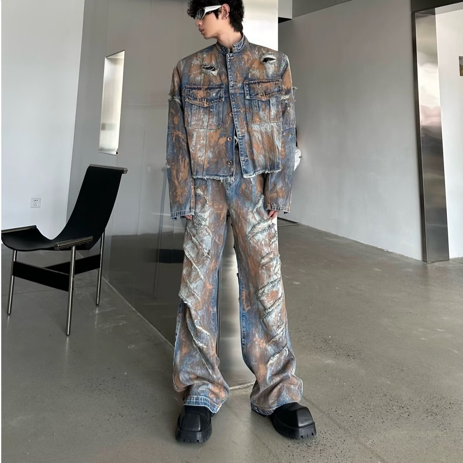 2025 Spring and Autumn New American Style Painted Vintage Denim Jacket and Ripped Denim Pants Mens Loose Set 250617