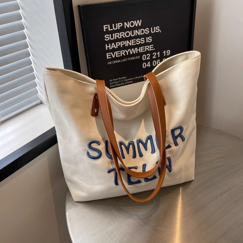 2025 Autumn New Women's Embroidered Letter Canvas Bag bag Large Capacity Commuter Handbag Single Shoulder Student Leisure Designer Single Shoulde