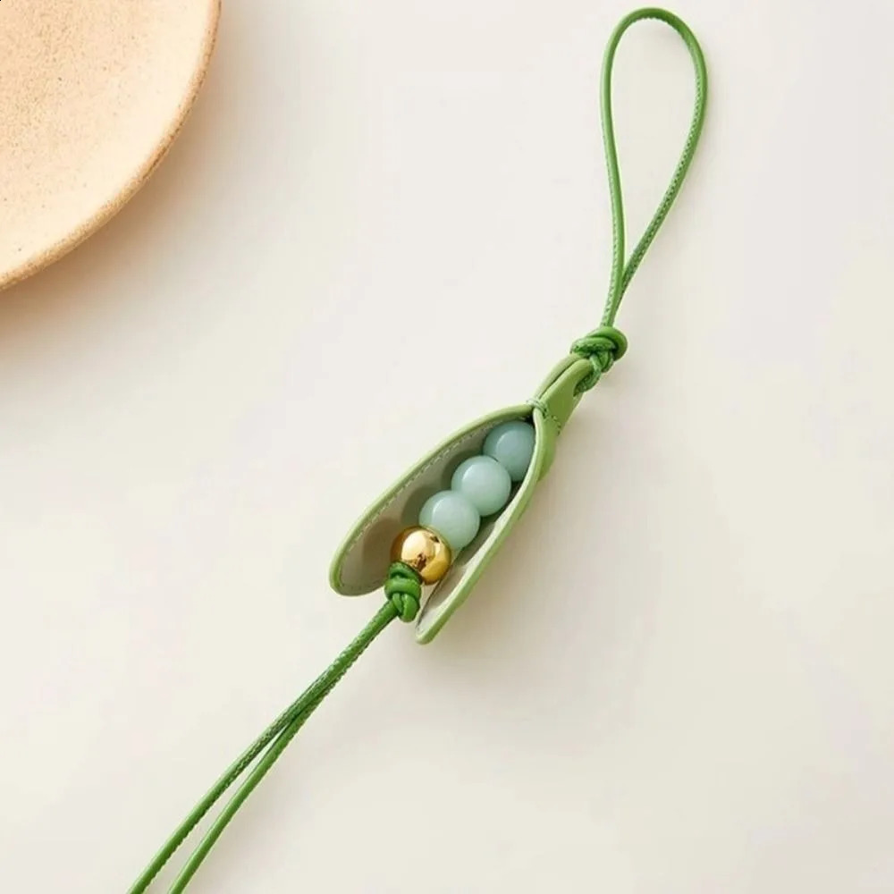 Fashion High-End Pea Pendant Leather Handmade Pea Keychain All-match Style Green Pea Bag Charm Bag Parts Accessories 260415