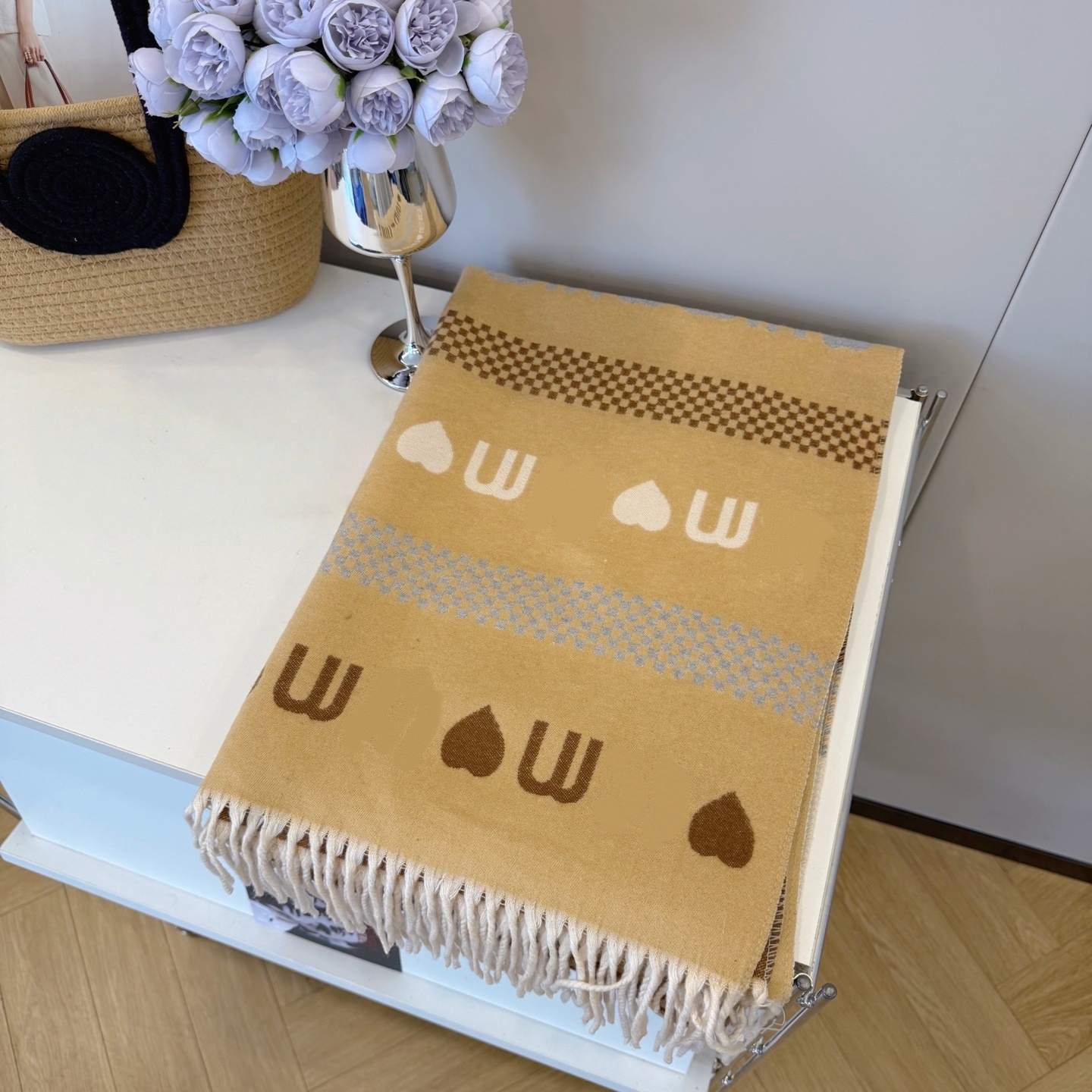 Écharf de créateur Châle écharpe designers Écharpe pour femmes Écarpe hivernale Keep Warm Men Scarf Scarpe de luxe Sjaal Foulard Schal Echarpe Lu