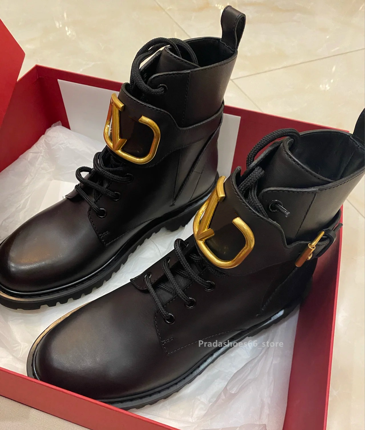 Luxury designer Martin Boots Women Shoes Lace-up heel height 5CM Platform Shoes Woman Gothic Ankle Valens Boots Metal Decor Woman vl Boots tino cee