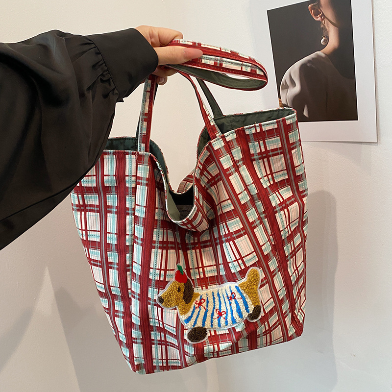 2025 autumn new Korean bag style double-sided usable handbag, simple, lightweight, niche, large capacity casual designer shoulder bag, women's ca