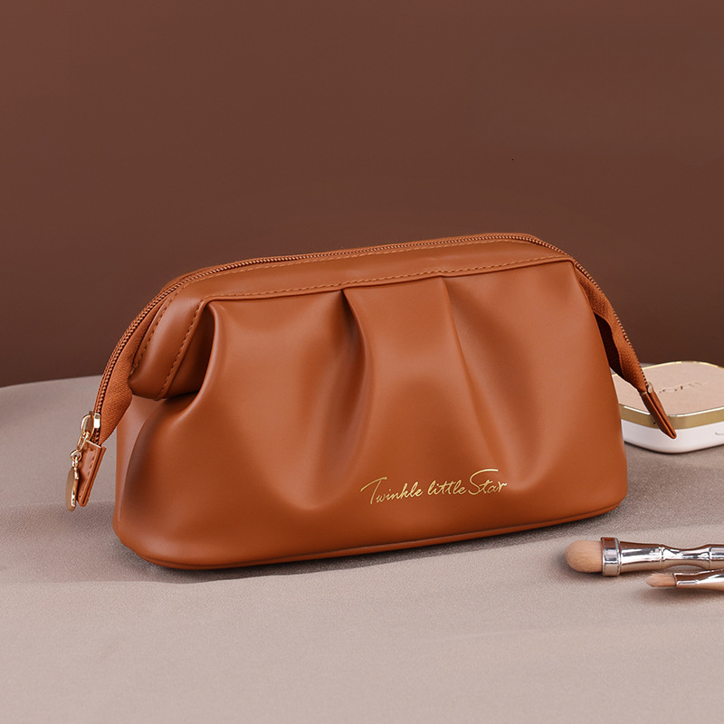 2025 bag Autumn New Waterproof Makeup Bag Large Capacity Simple and Compact Travel Urine Carrying elegant Women s Handbag Interior Handbag Designer Ha