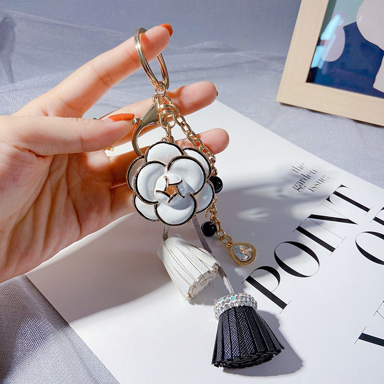 Designer Camellia tassel bag charms shoulder bag Korean pearl chain clothing car accessories keychain