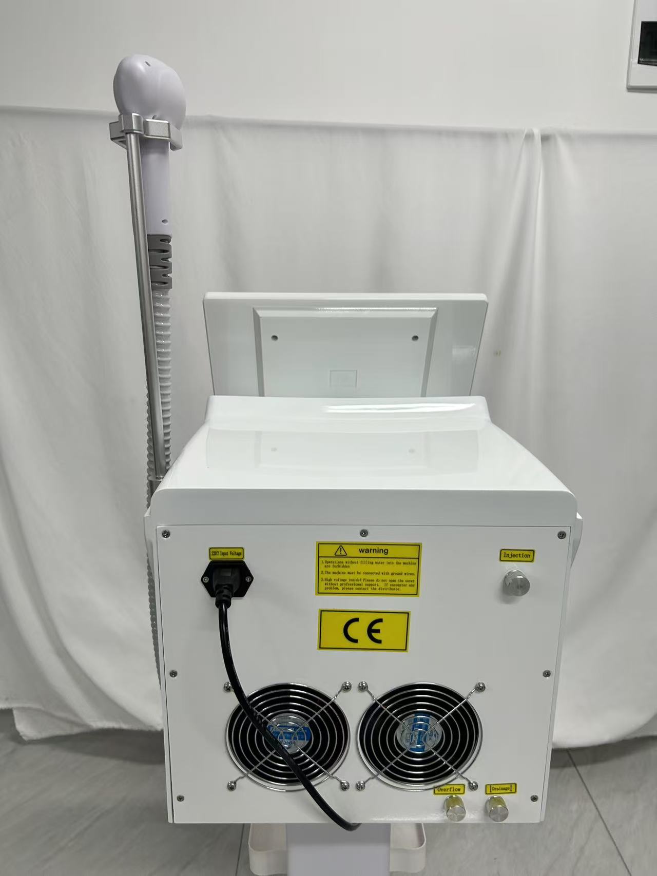 Diode Laser Hair Removal Machine 755 808 1064nm Triple Wavelength Painless Permanent Hair Removal Device For Beauty Salon Spa Equipment