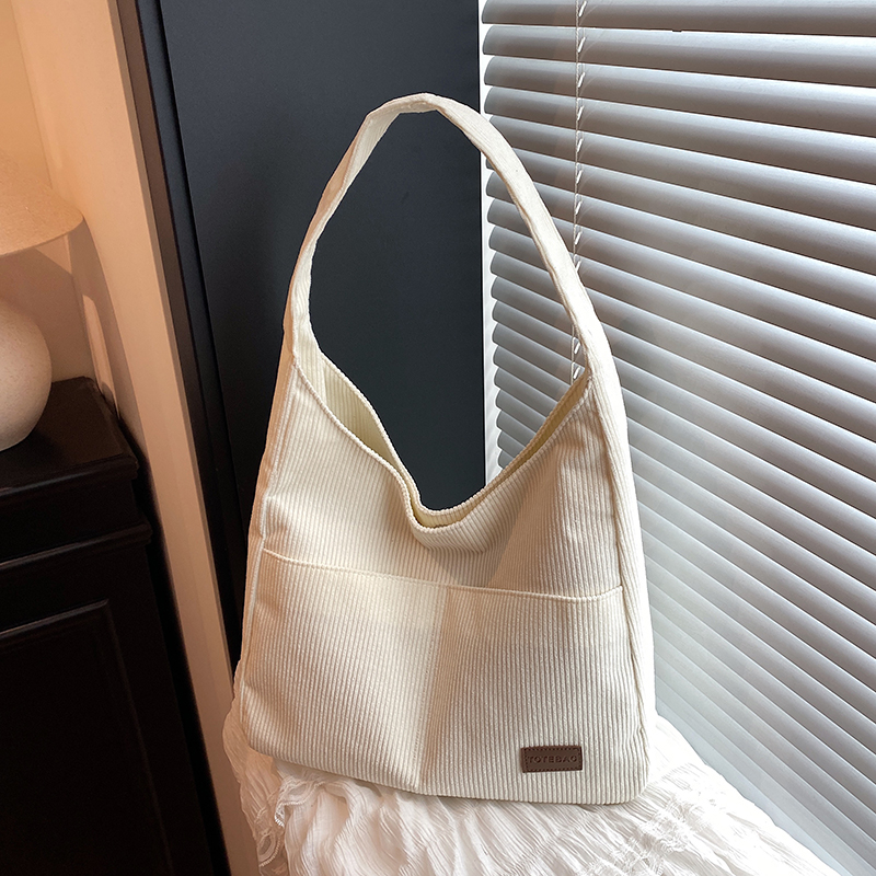 A must-have for women's casual and versatile one shoulder crossbody carrying solid color bags, commuting women's versatile large capacity wo