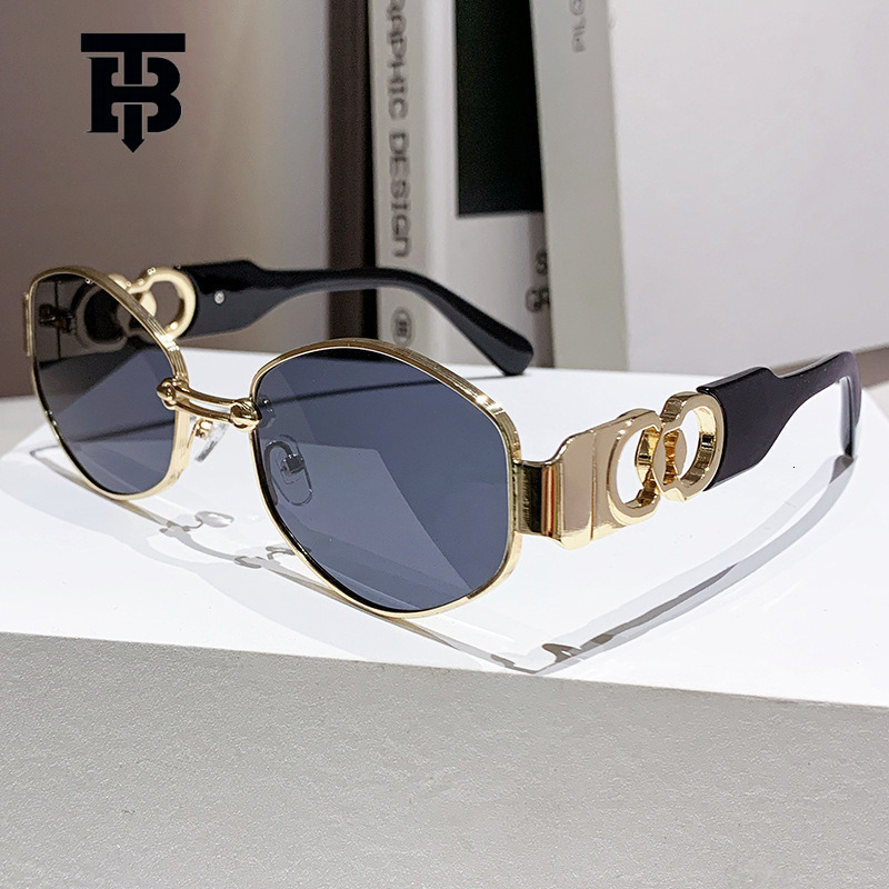 Free Shipping For New Designer Accessories 2025 Personality Oval Trendy Driving Sunglasses For Men Fashion Metal Small Frame Women Sunshade Sunglasses