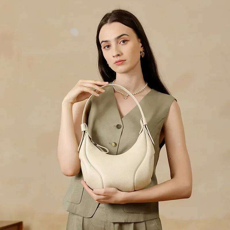 Baseball Armpit Merard Women's 2025 New Niche Retro Crescent Moon Crossbody Genuine Leather Shoulder Bag