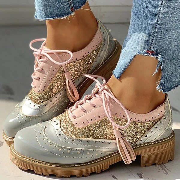 Women Soft Leather Oxfords Hand-made Leisure Lace-up Brogues Wingtips Shoes For Ladies New Arrival Caved Tassel Flats