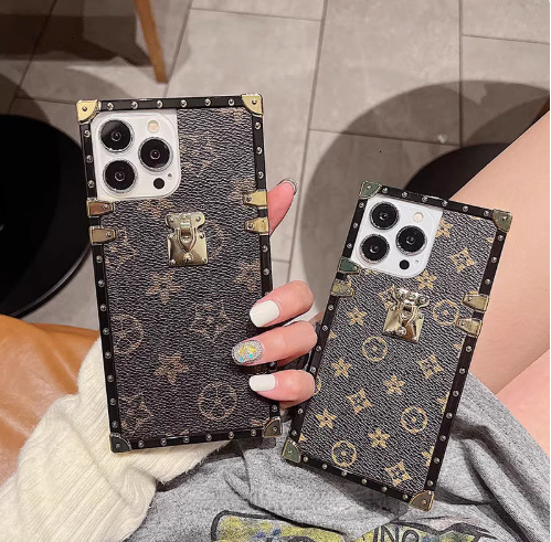 Leather Phone Case for iPhone Android Full Protection Unisex Square Bumper European and American Style Fashion Anti-Scratch 250712