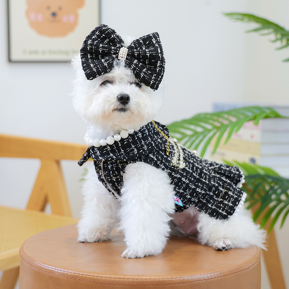 Luxury Dog Dress Big Bow Necklace and Bandanas Tweed Princess Dress with Big Bow Deco Puppy Skirt with Pearls Jewelry Necklace for Small Medium Cats D