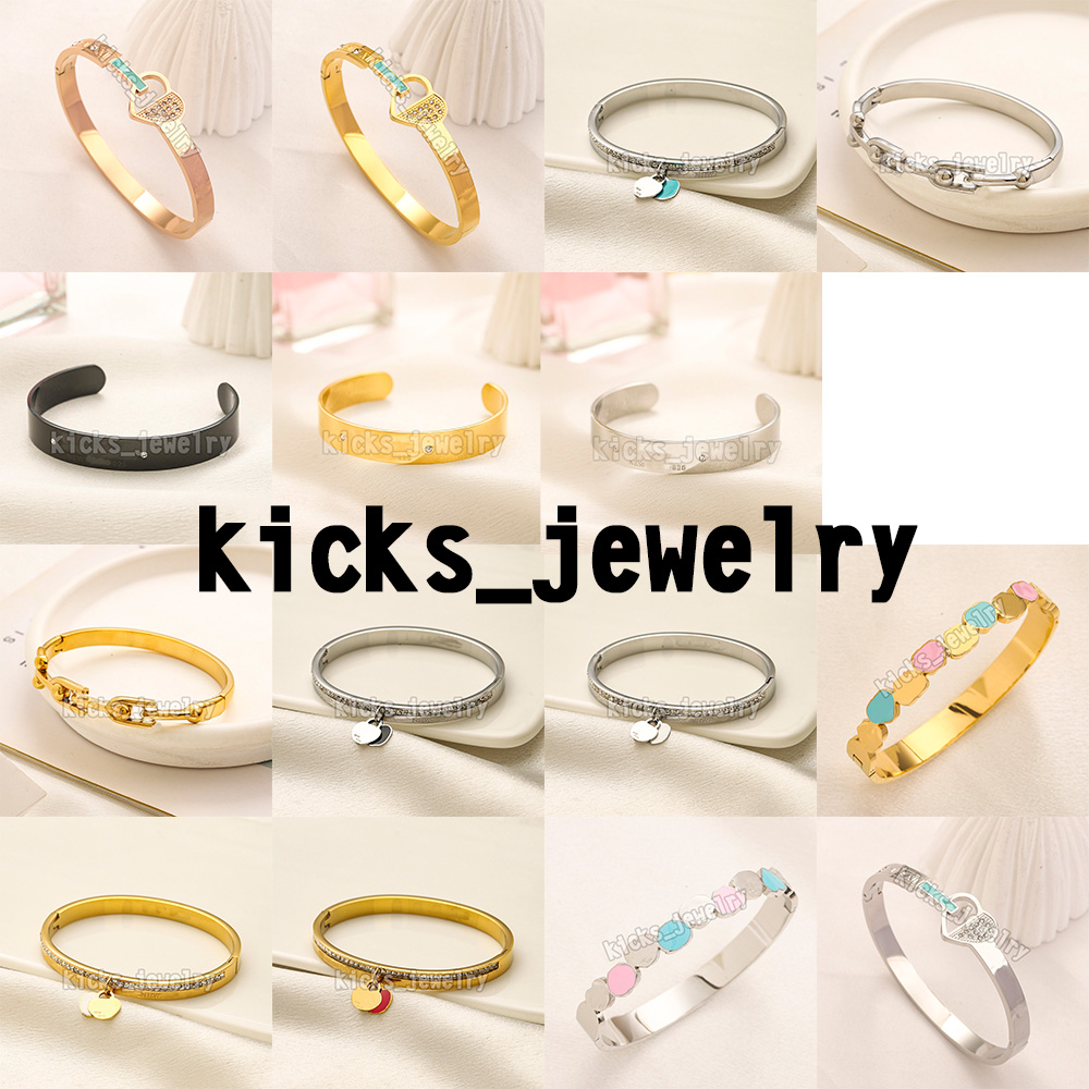 Fashion classic heart bracelet designer bracelet non-fading bracelet suitable for women's daily wear party birthday gift