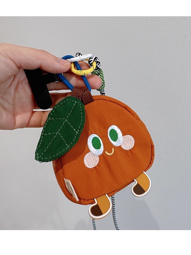 2025 Autumn mini New Three Color Patch Bean Earphone Bag Simple, Small, Exquisite, Cute Mini Bag, Small and Unique Cartoon Coin Wallet, Designer Walle