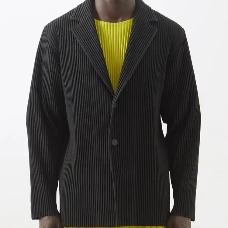 Miyake Spring Suit Long Sleeve Pleated Mens Jacket Lapel Solid Color Fashion Loose Plisse Casual Top 250829