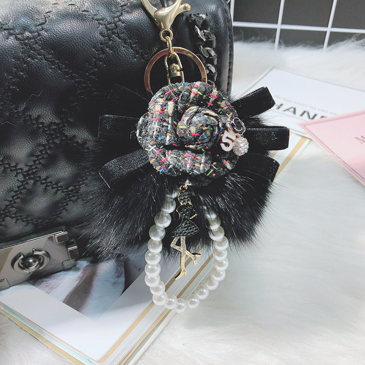 Luxuryer Camellia Bag Charm Lace BagCharms Key Designer Car Key Chain Fox Fur Pom Pom Keyring Pearl Chain Bag Diamond Key Ring