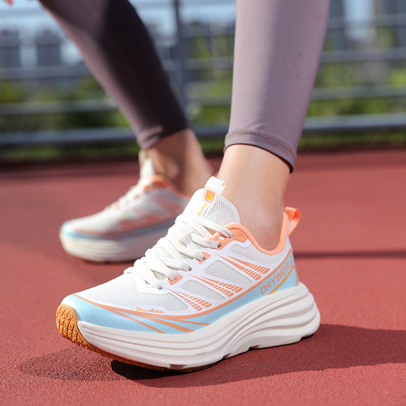 2025 Sports for men and women, new summer breathable casual net shoes, lightweight shock-absorbing running shoes