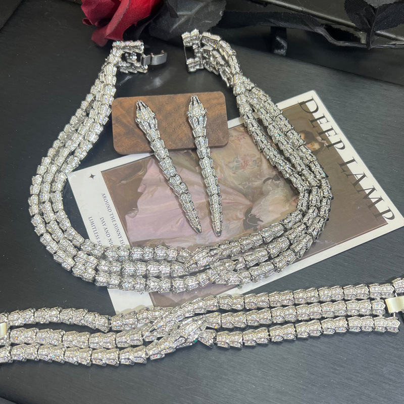Luxury Brand Designer Jewelry Bao Series Three-Layer Spirit Snake Exquisite Jewelry Set Ins Hot-Selling High-End Snake-Shaped Necklace Bracelet Earrin
