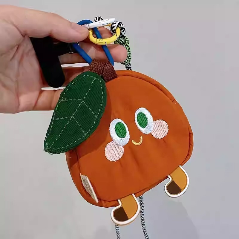 2025 Autumn mini New Three Color Patch Bean Earphone Bag Simple, Small, Exquisite, Cute Mini Bag, Small and Unique Cartoon Coin Wallet, Designer Walle