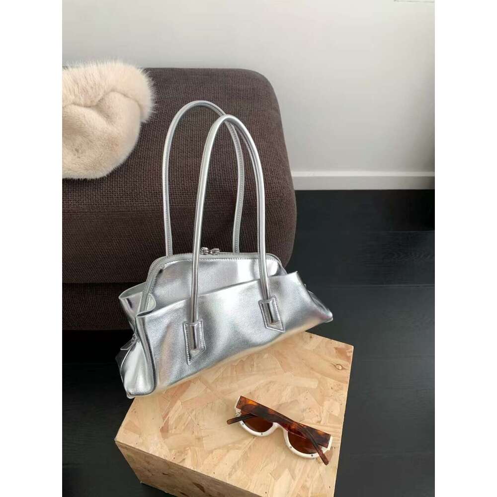 Genuine Leather Shoulder 2025 New High-end Boston Handbag Women's Niche Design Commuter Crossbody Bag