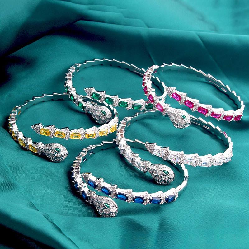 Luxury Brand Designer Jewelry New Retro Snake-Shaped Micro-Inlaid Colorful Stone Bracelet And Ring Set Multi-Color Women's Party Accessories Drop