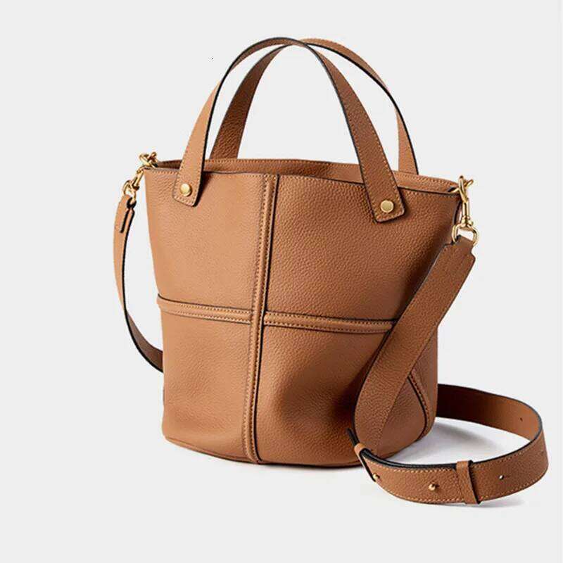2024 Women Fashion Bucket Shoulder New Design Cowhide Handbags Genuine Leather Tote Bags Female Messenger Bag