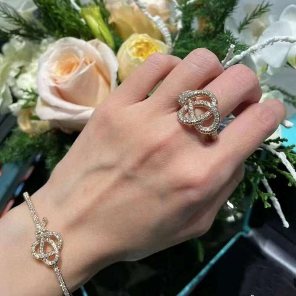 New Keys Woven Full Diamond Key Women Rose Rope Knot Ring Index Finger High Version